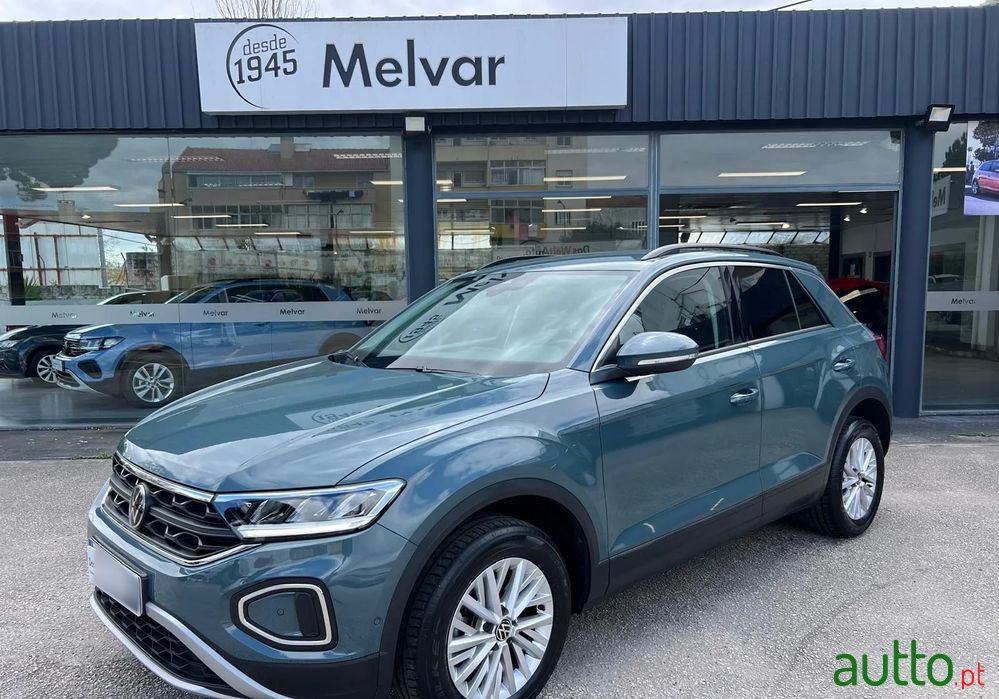 2023' Volkswagen T-Roc 1.0 Tsi Life photo #1