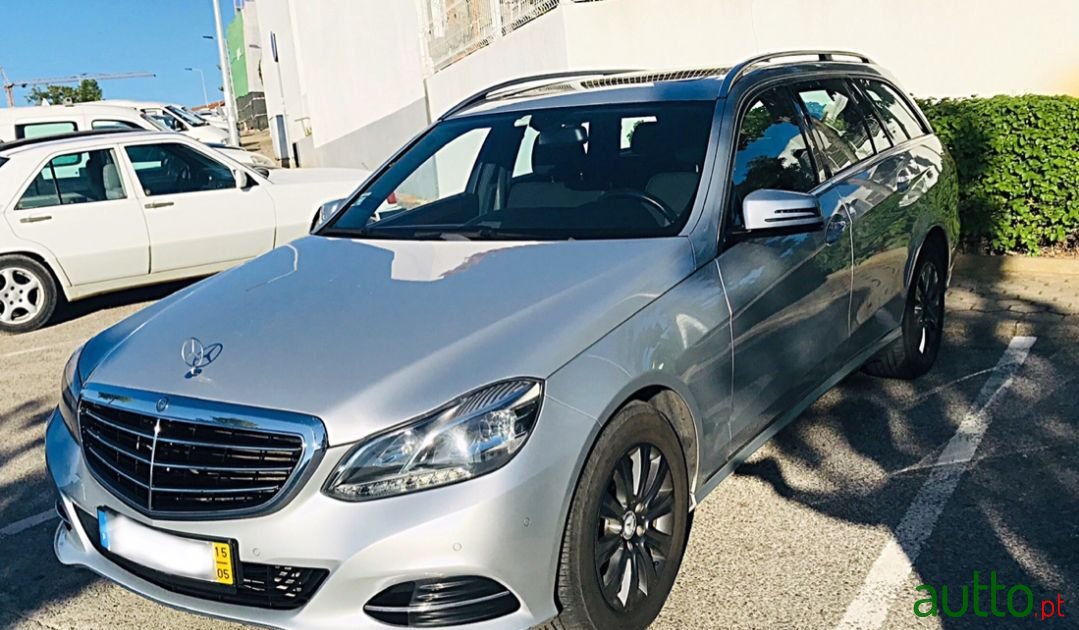 2015' Mercedes-Benz E-220 photo #1