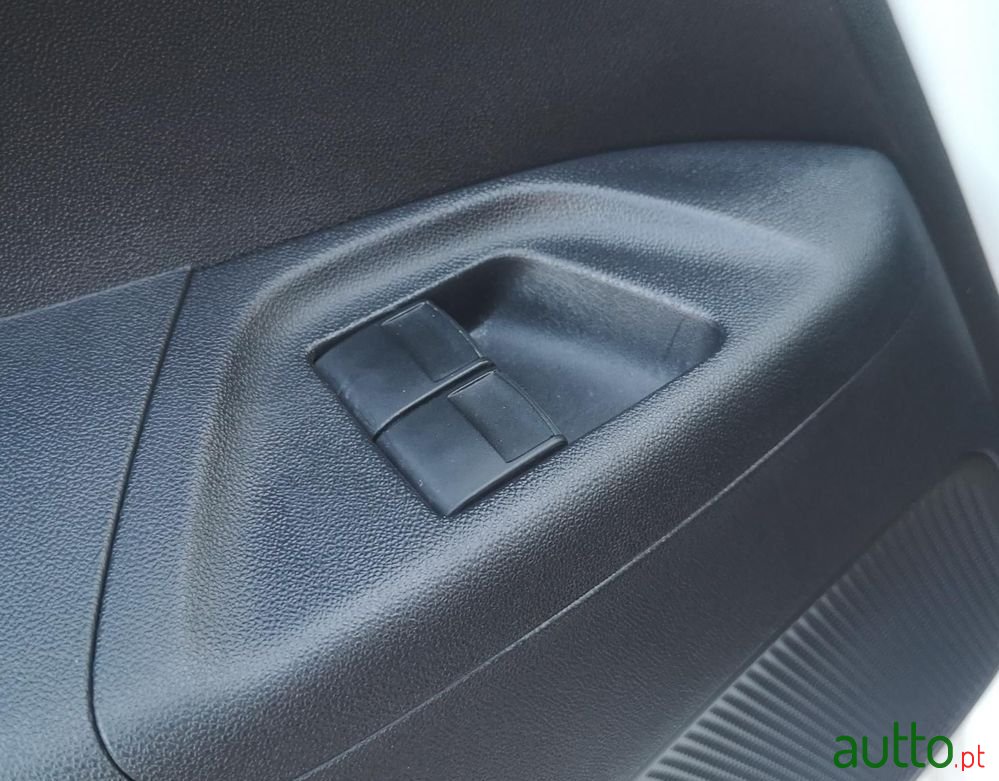 2018' Citroen C1 1.0 Vti Feel photo #6