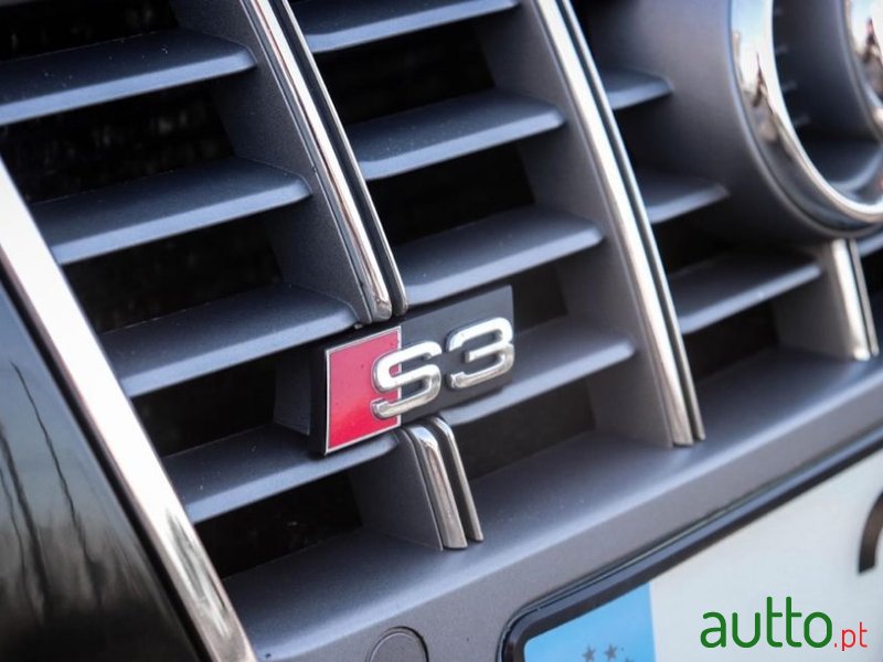 2010' Audi S3 Sportback photo #2