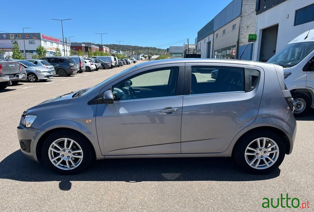 2011' Chevrolet Aveo 1.2 Ls photo #2