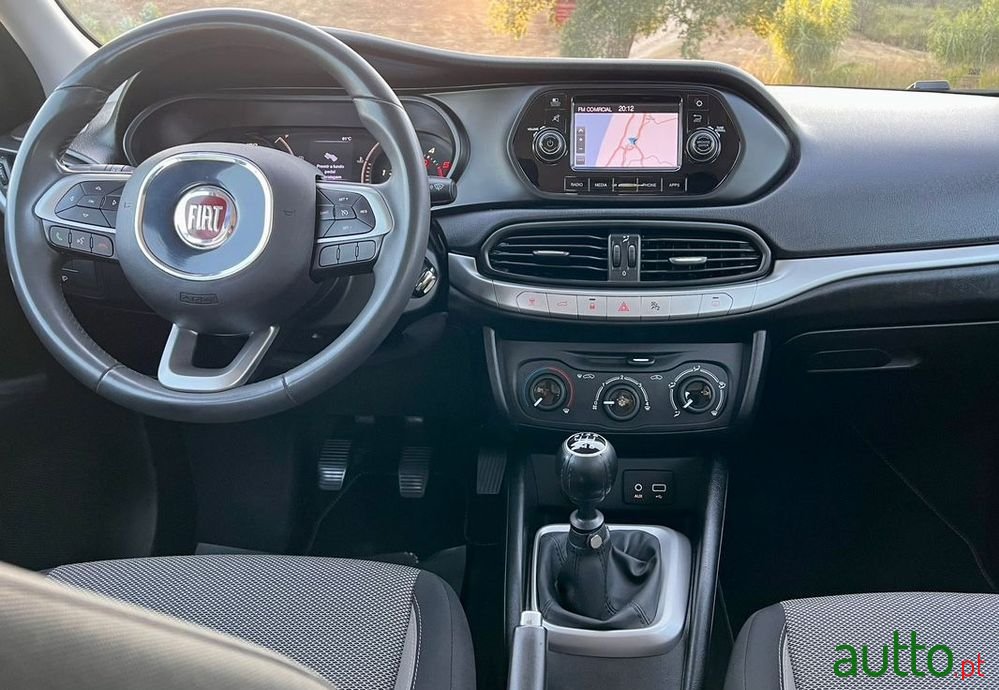 2016' Fiat Tipo photo #4