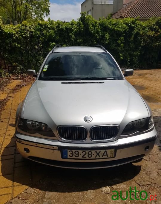 2004' BMW 320 photo #1