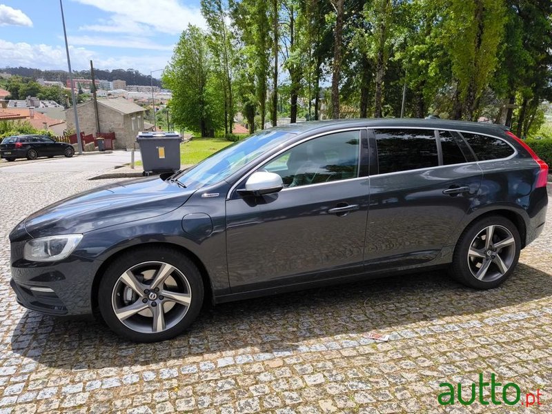 2015' Volvo V60 photo #4