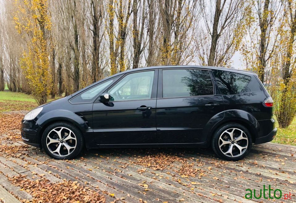 2006' Ford S-Max photo #2