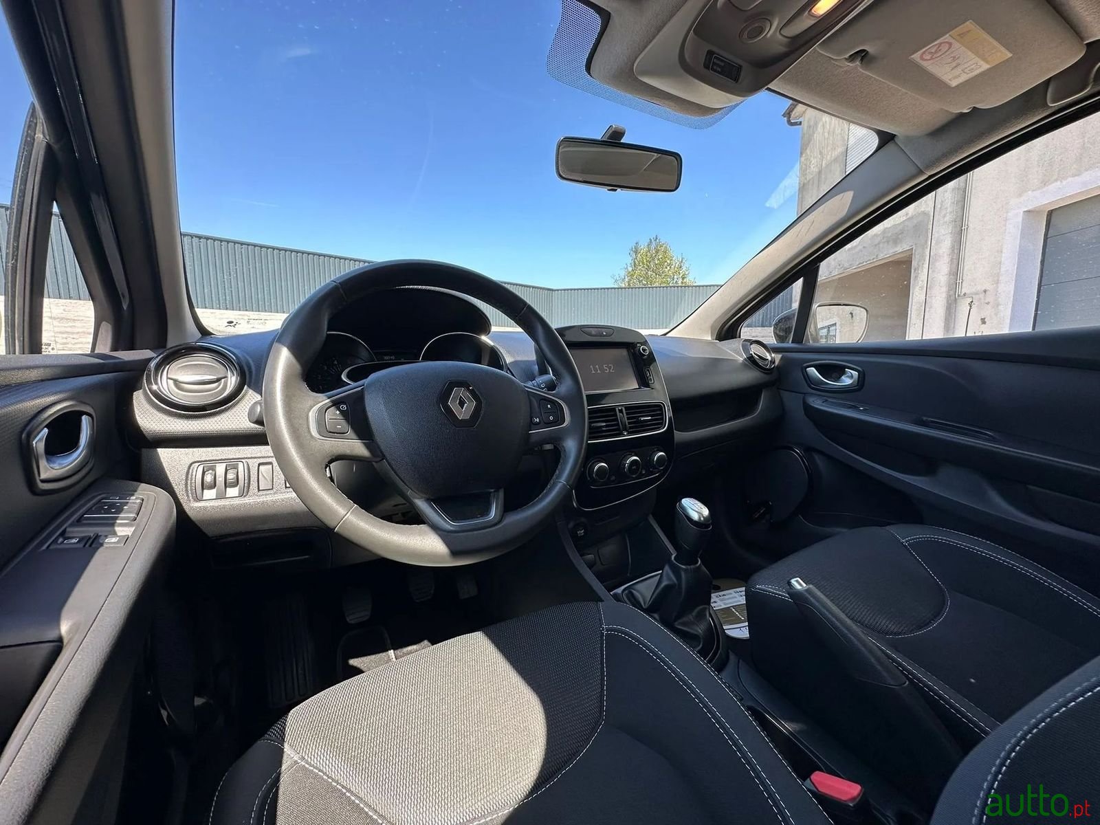 2018' Renault Clio photo #6