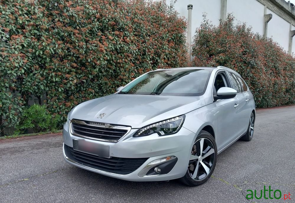 2015' Peugeot 308 Sw photo #1