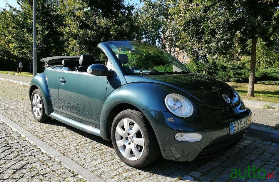 2003' Volkswagen New Beetle 1.6 photo #3