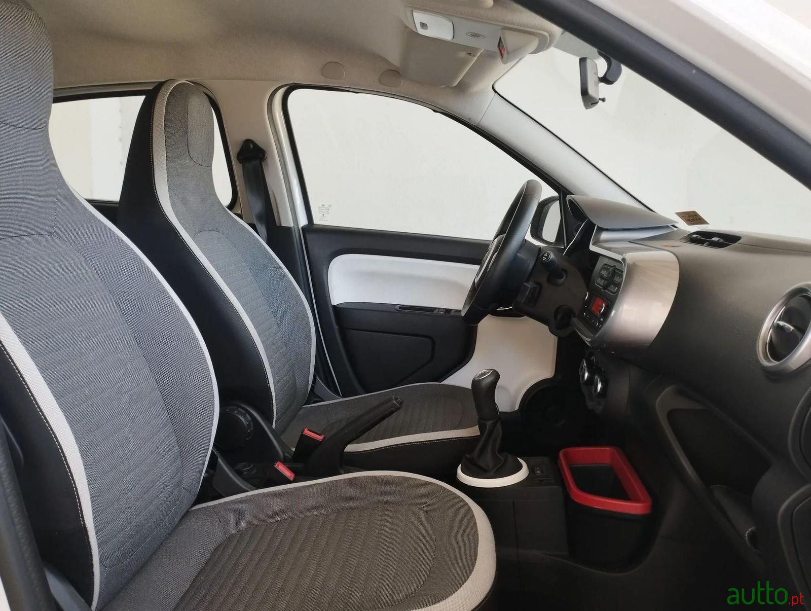 2019' Renault Twingo photo #5