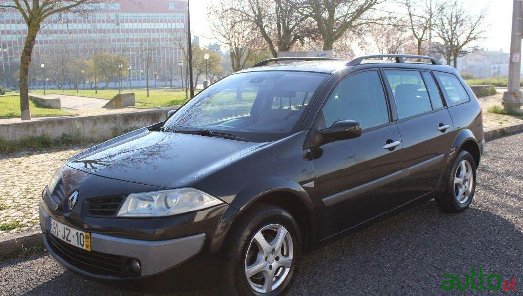 2008' Renault Megane Break photo #4