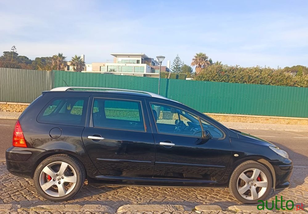 2008' Peugeot 307 Sw photo #3