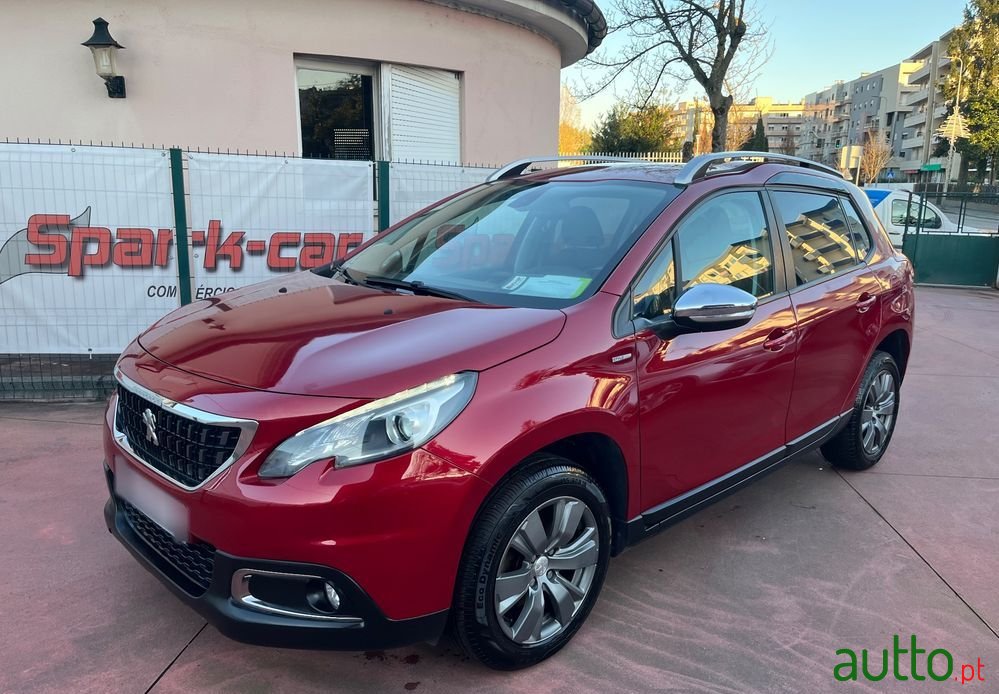 2019' Peugeot 2008 photo #1