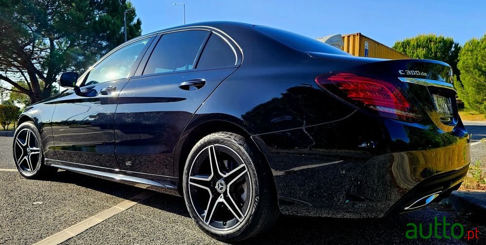 2020' Mercedes-Benz C 300 photo #3