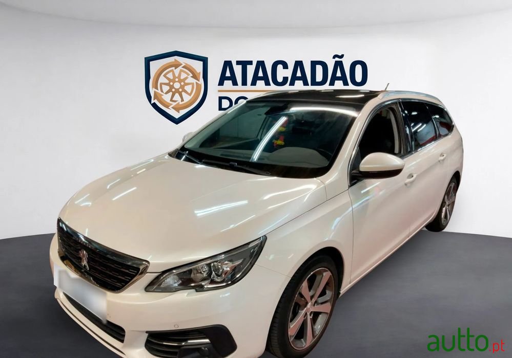 2019' Peugeot 308 Sw photo #1