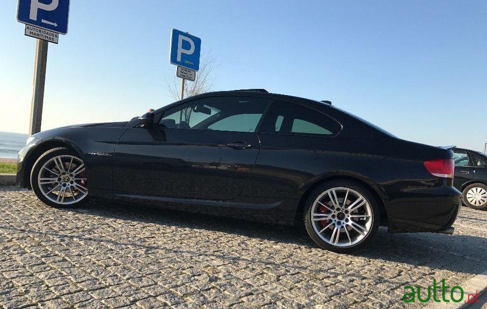 2008' BMW 320 E92 photo #2