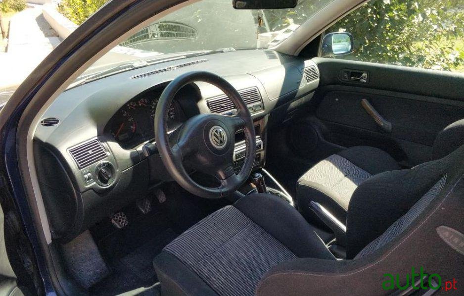 1999' Volkswagen Golf Gti photo #2