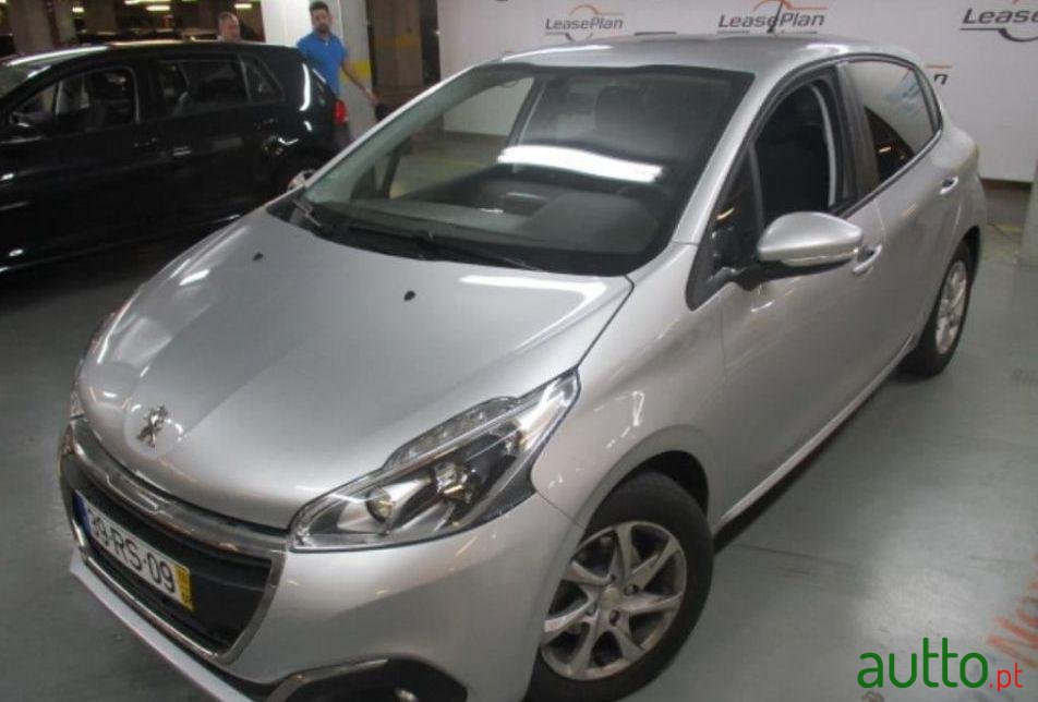 2016' Peugeot 208 1.6 Bluehdi Active photo #1