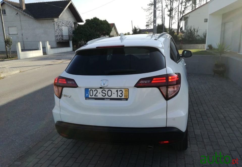 2017' Honda HR-V photo #2