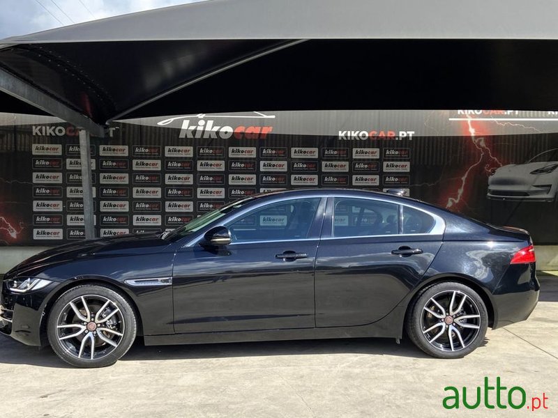 2016' Jaguar XE 20D Aut. Prestige photo #5