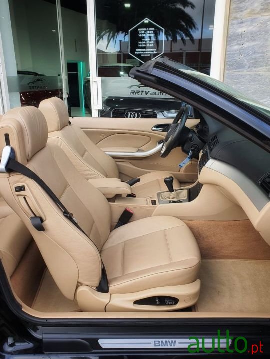 2004' BMW 318 photo #6