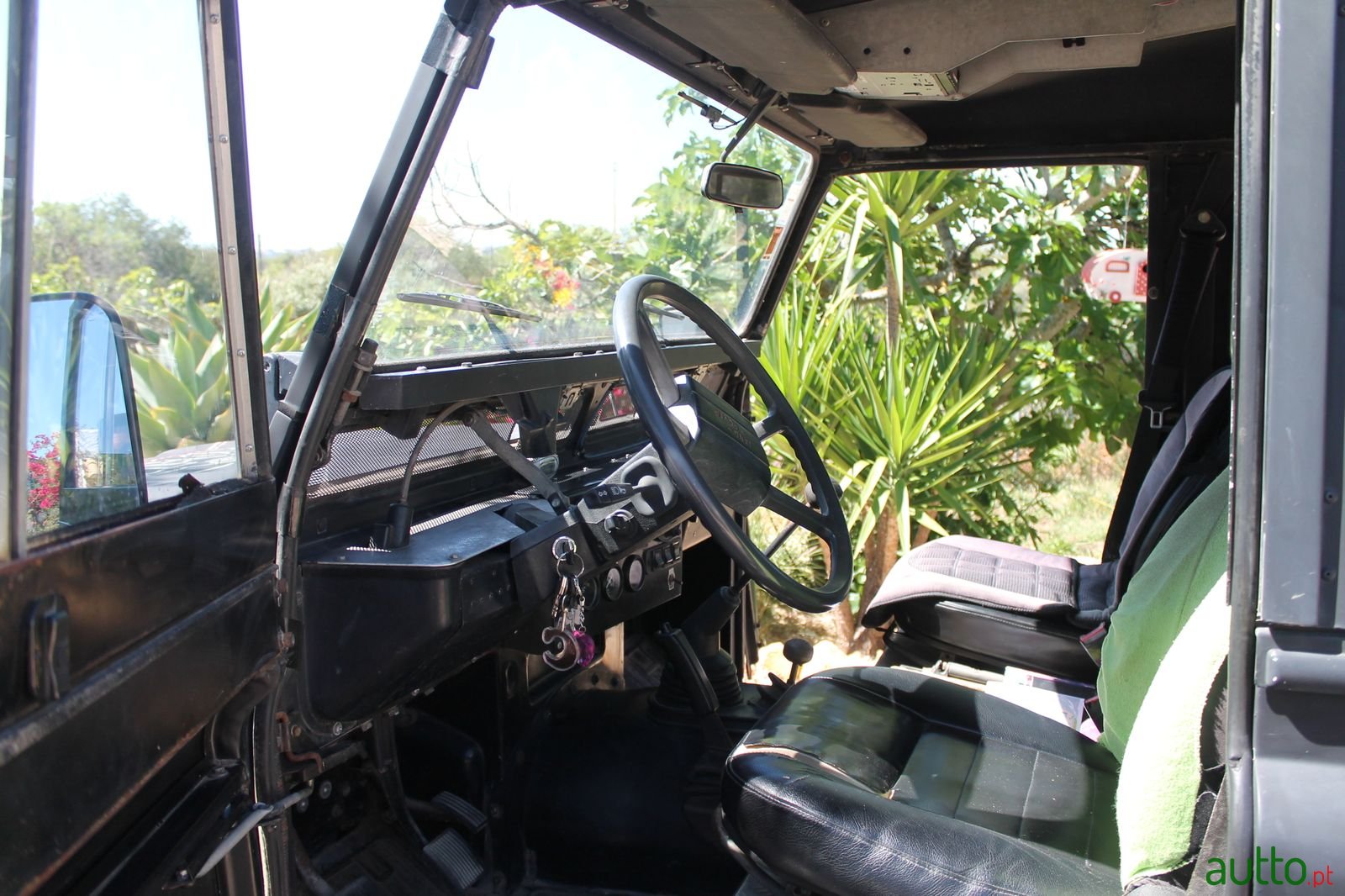 1988' Land Rover Defender 110 photo #6