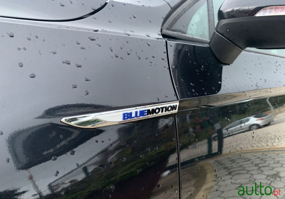 2018' Volkswagen Passat Variant photo #6