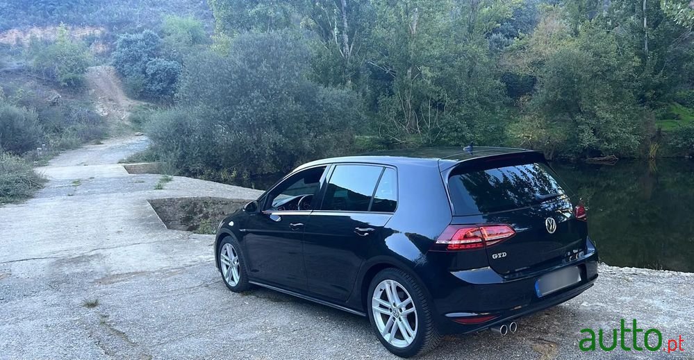 2015' Volkswagen Golf 2.0 Tdi Gtd photo #1