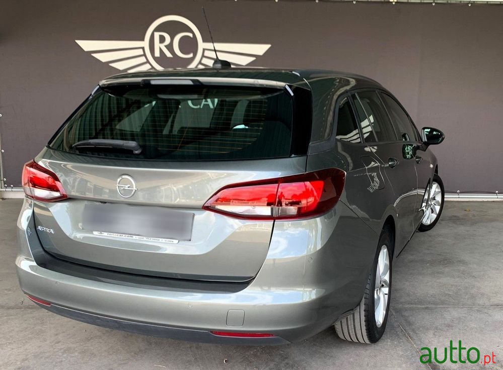 2020' Opel Astra Sports Tourer photo #6