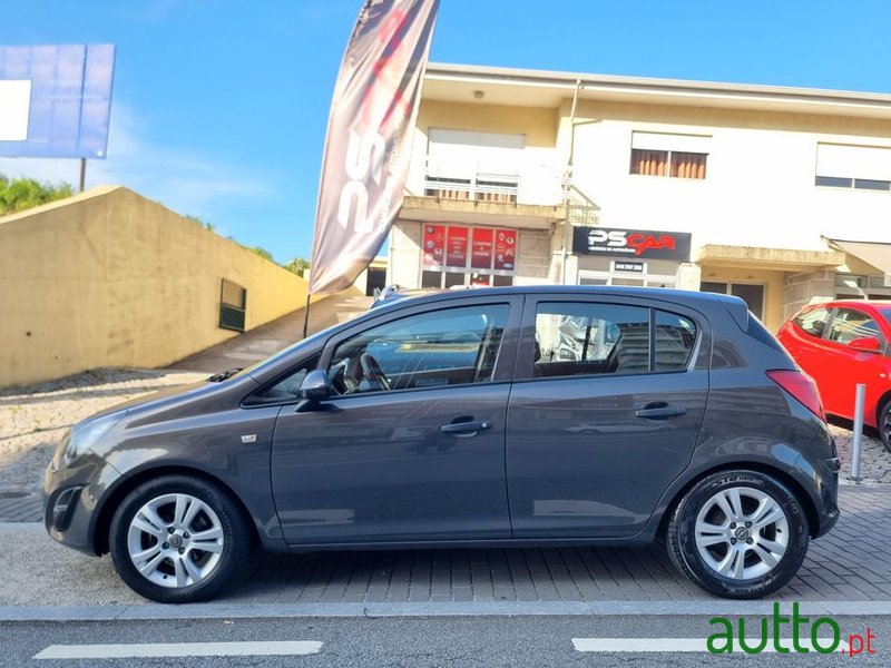 2014' Opel Corsa 1.3 Cdti Dynamic photo #2