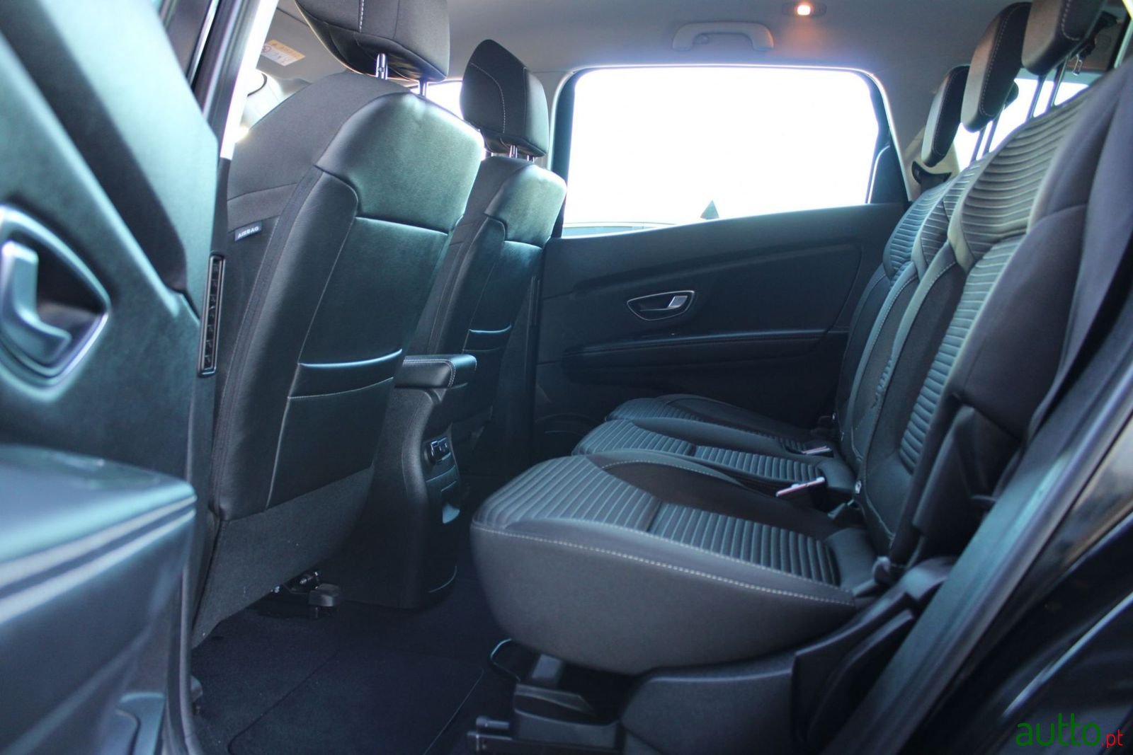 2018' Renault Grand Scenic photo #6