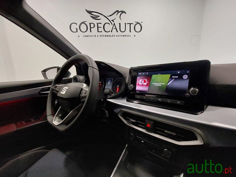 2022' SEAT Arona 1.0 Tsi Fr photo #5
