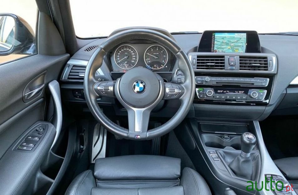 2016' BMW 116 D Pack M photo #1