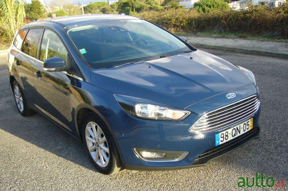 2015' Ford Focus Sw photo #2