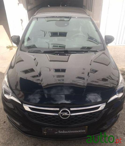 2017' Opel Astra Sports Tourer photo #1