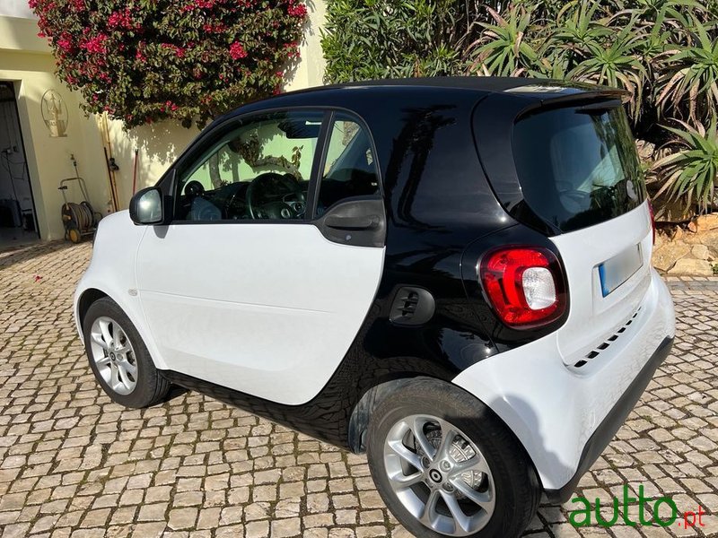 2017' Smart Fortwo Electric Drive Passion photo #4