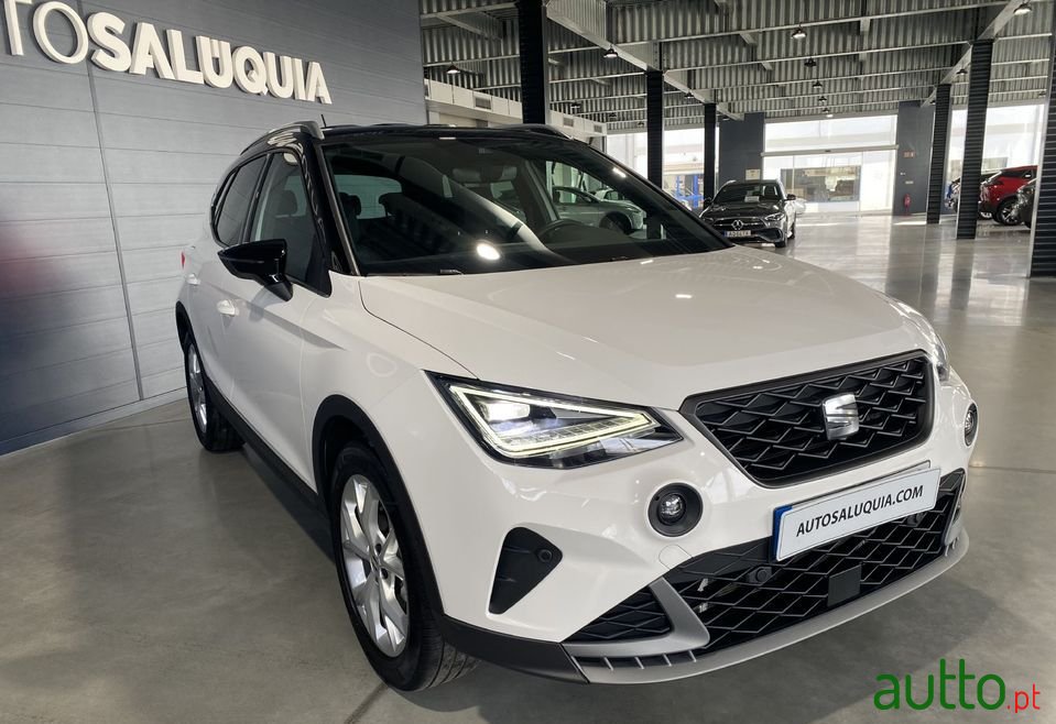 2022' SEAT Arona photo #6
