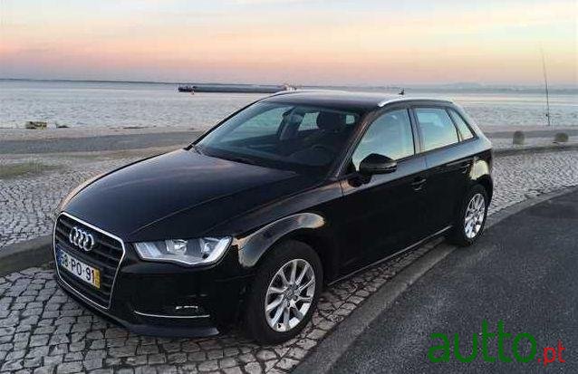2015' Audi A3 Sportback photo #1