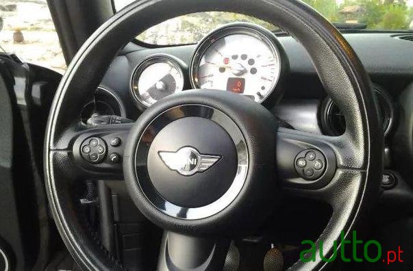 2013' MINI Cabrio Ver-Cooper photo #1