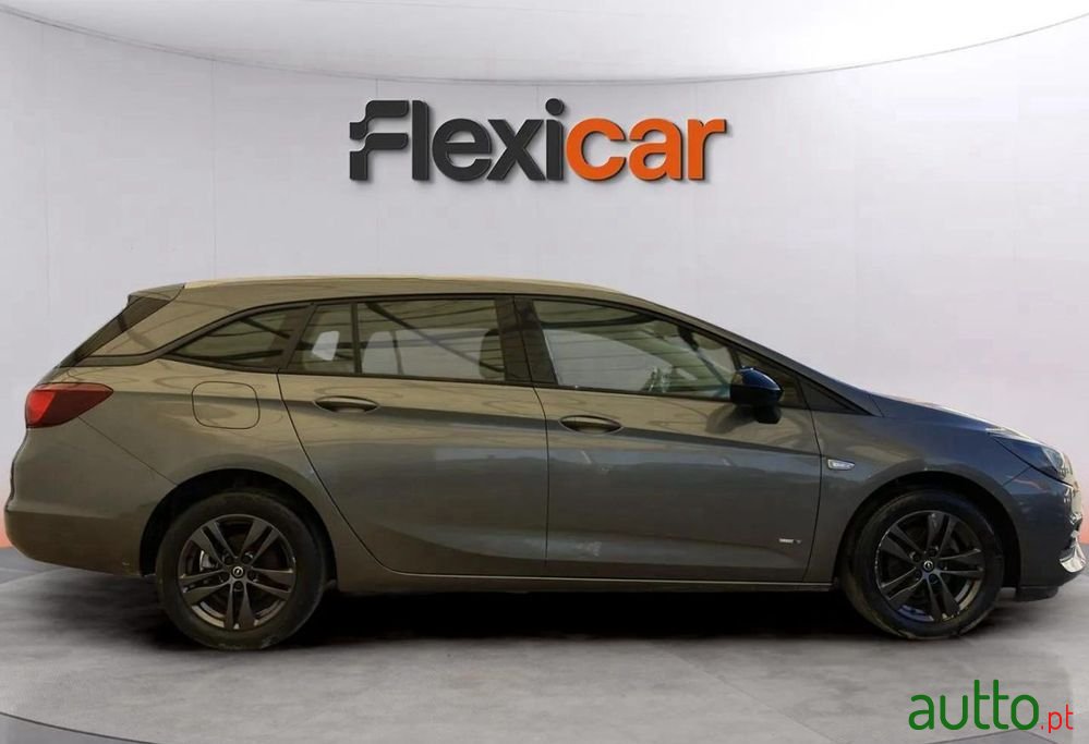 2021' Opel Astra Sports Tourer photo #2