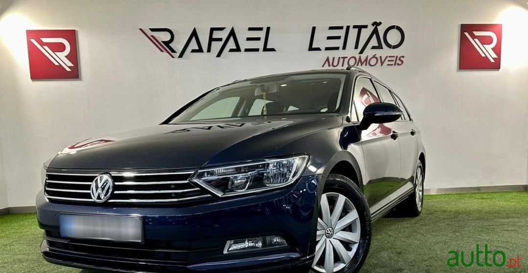 2015' Volkswagen Passat Variant photo #1