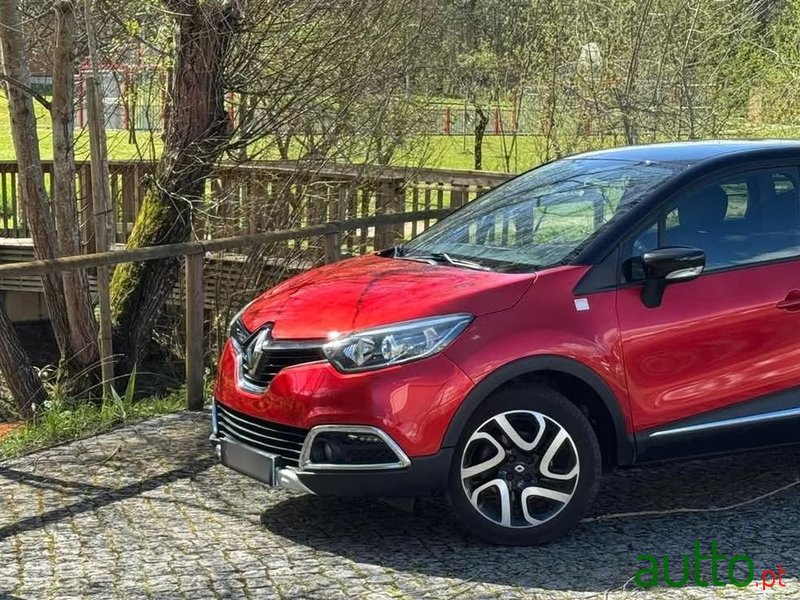 2015' Renault Captur photo #3