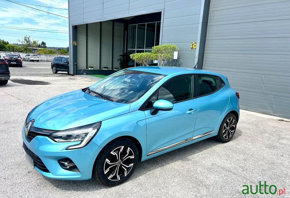 2020' Renault Clio photo #5