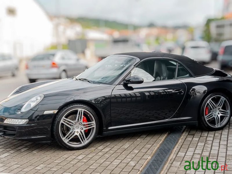 2006' Porsche 911 Carrera 4 S photo #2