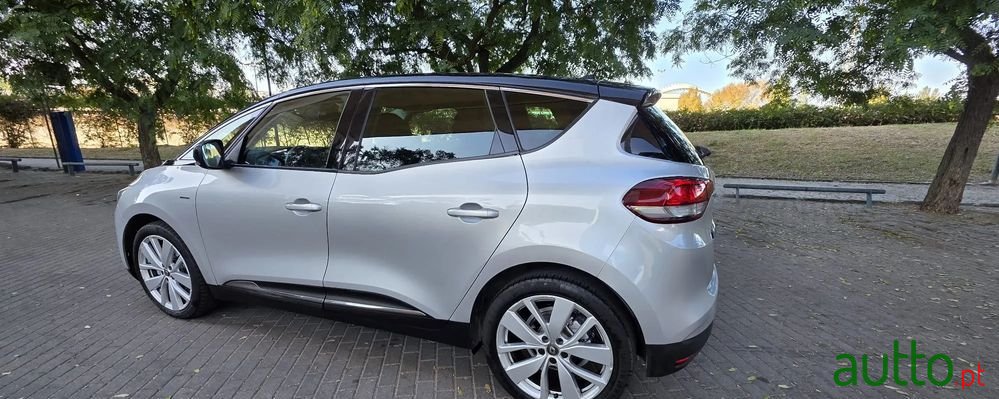 2019' Renault Scenic 1.7 Blue Dci Limited photo #3