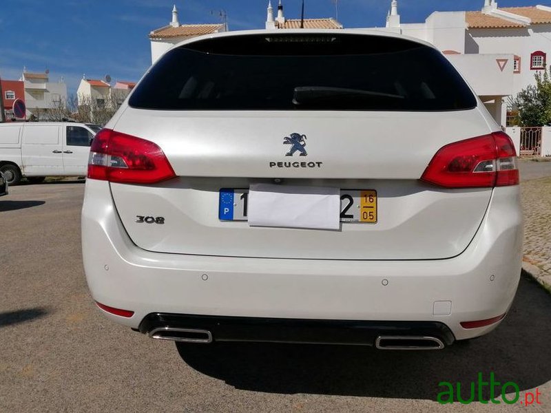 2016' Peugeot 308 Sw photo #1