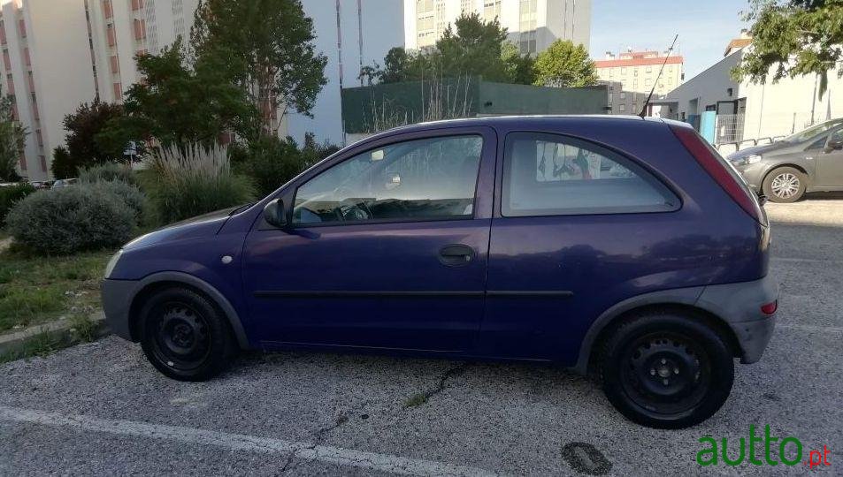 2002' Opel Corsa photo #3