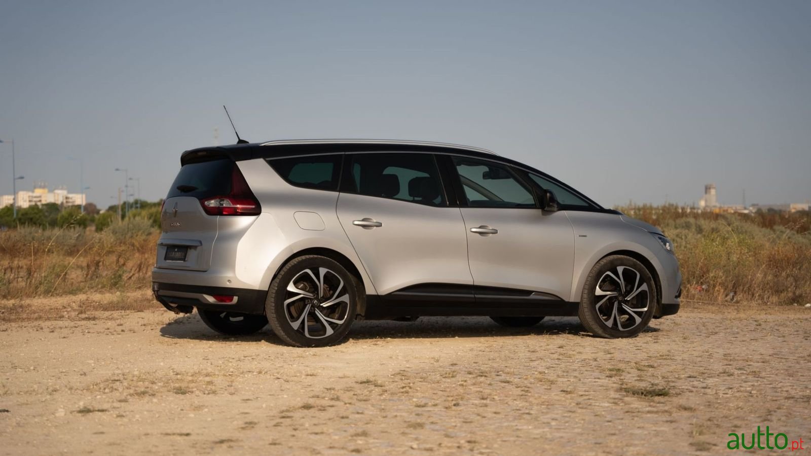 2017' Renault Grand Scenic photo #5