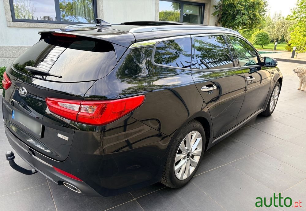 2017' Kia Optima Sw photo #5