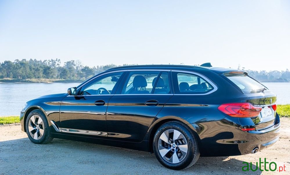 2020' BMW 520 D Auto photo #2