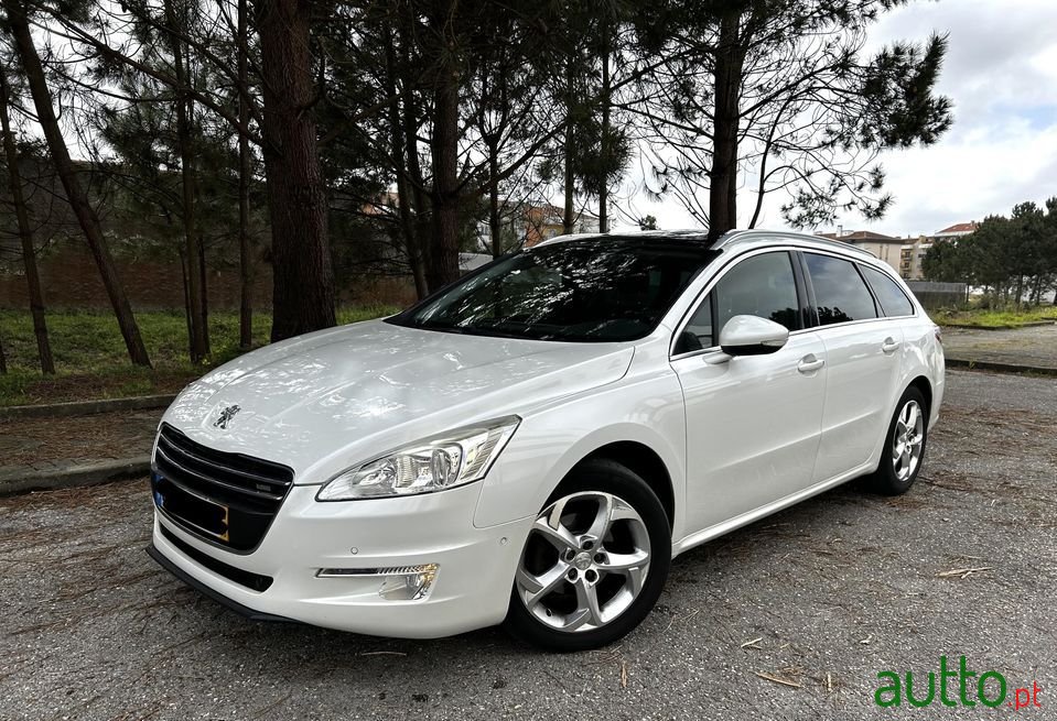 2013' Peugeot 508 Sw photo #1